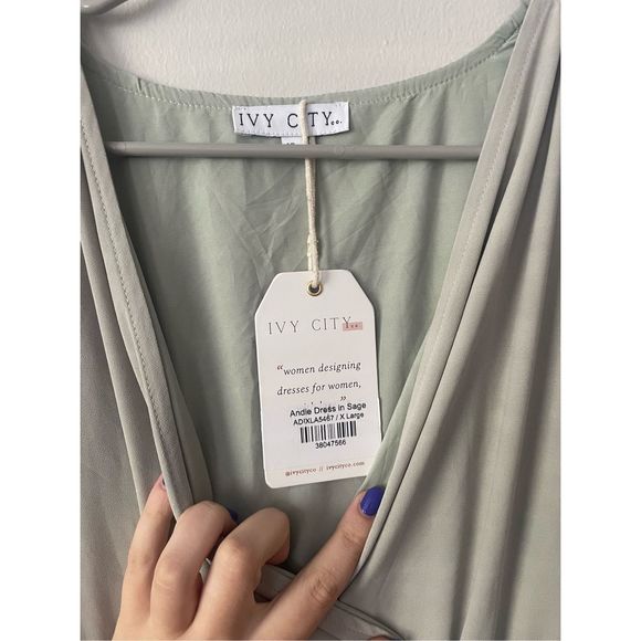 Ivy City XL Andie Dress in Sage NEW Sheer Long Sleeve Prom Wedding - Picture 3 of 5